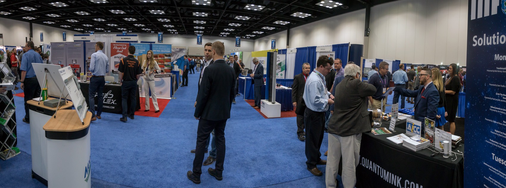 Click image for larger version  Name:	Show floor.jpg Views:	1 Size:	289.6 KB ID:	275648